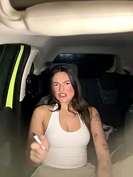 Snapshot of MiaLovesxx chatting on 11, 1, 2026 MiaLovesxx online show from 11, 1, 2026