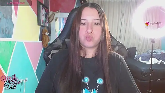 Mysticdooll69 online show from 17, 5, 2026