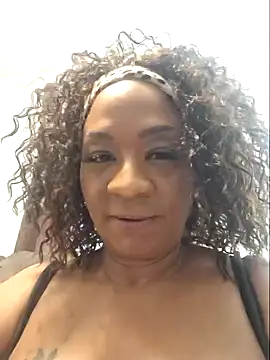 Snapshot of Big_Booty_Bonnie chatting on 4, 3, 2026 Big Booty Bonnie online show from 4, 3, 2026