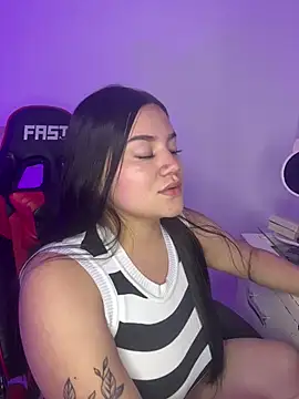Snapshot of abby_gonzales chatting on 15, 3, 2026 abby gonzales online show from 15, 3, 2026