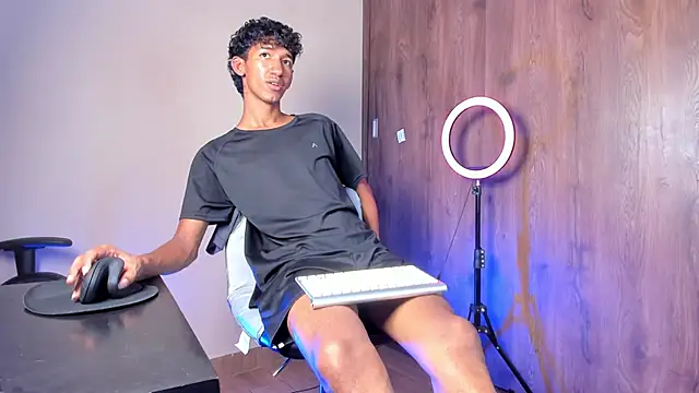 Snapshot of neitan_miller_ chatting on 10, 2, 2026 neitan miller online show from 10, 2, 2026