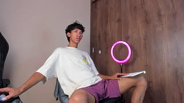 Snapshot of neitan_miller_ chatting on 12, 2, 2026 neitan miller online show from 12, 2, 2026