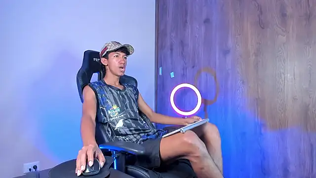 Snapshot of neitan_miller_ chatting on 18, 2, 2026 neitan miller online show from 18, 2, 2026