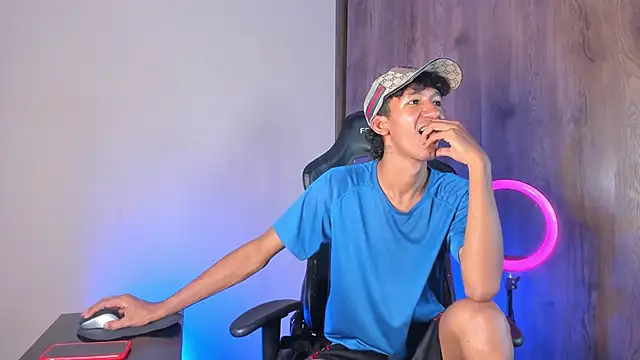 Snapshot of neitan_miller_ chatting on 14, 3, 2026 neitan miller online show from 14, 3, 2026