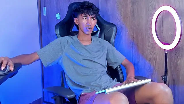 Snapshot of neitan_miller_ chatting on 27, 3, 2026 neitan miller online show from 27, 3, 2026