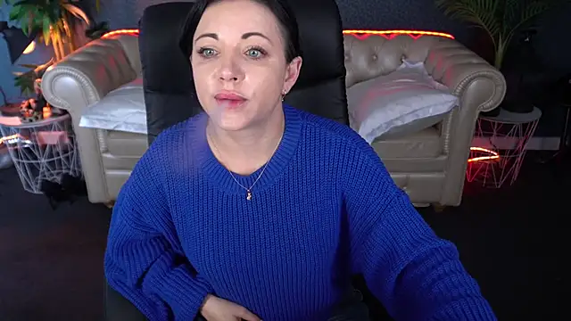 Snapshot of Dafni_Monn chatting on 22, 4, 2026 Dafni Monn online show from 22, 4, 2026