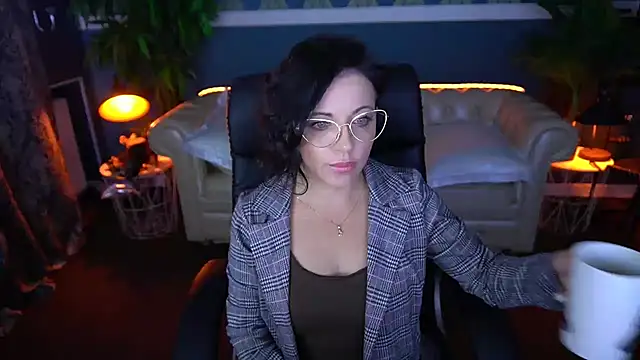Snapshot of Dafni_Monn chatting on 27, 5, 2026 Dafni Monn online show from 27, 5, 2026
