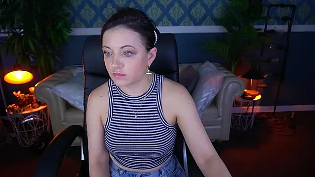 Snapshot of Dafni_Monn chatting on 7, 6, 2026 Dafni Monn online show from 7, 6, 2026