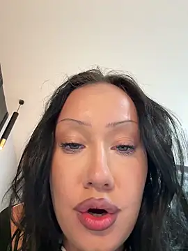 Snapshot of BlackLotus__ chatting on 17, 4, 2026 BlackLotus online show from 17, 4, 2026