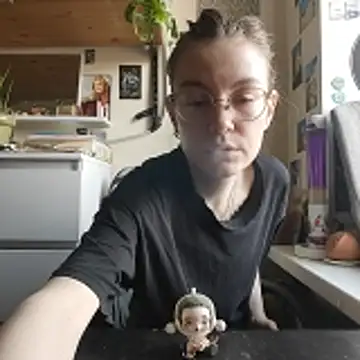 Snapshot of Shy_Bamby chatting on 13, 4, 2026 Shy Bamby online show from 13, 4, 2026