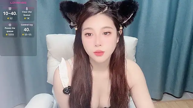 Starlets77 online show from 4, 3, 2026