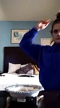 Snapshot of ASH_Blondie_Slut chatting on 3, 2, 2026 ASH Blondie Slut online show from 3, 2, 2026