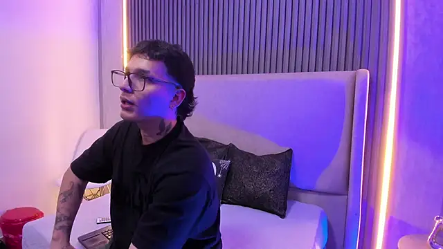 SamuParker online show from 10, 1, 2026