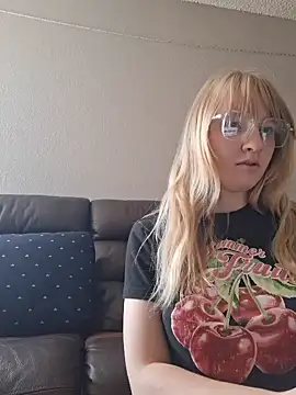 Snapshot of BunnySnowFlake chatting on 20, 4, 2026 BunnySnowFlake online show from 20, 4, 2026