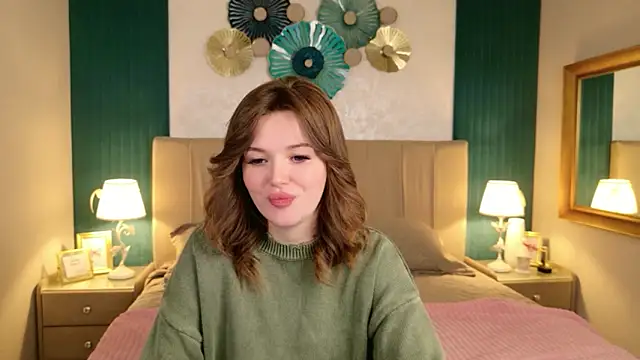 Karina Thorn online show from 24, 3, 2026