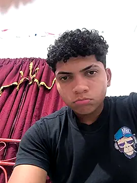 Snapshot of VersedChip chatting on 8, 1, 2026 VersedChip online show from 8, 1, 2026