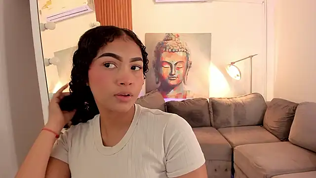 Snapshot of ailann_ chatting on 5, 2, 2026 ailann online show from 5, 2, 2026