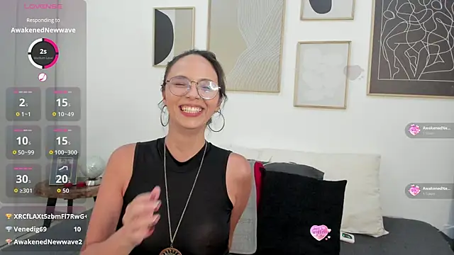 Julianneharris online show from 1, 4, 2026