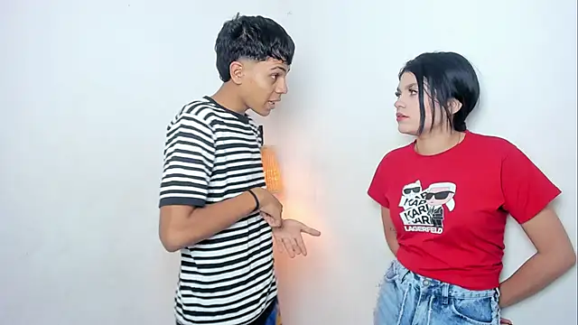 Snapshot of Skinnyfucked chatting on 14, 4, 2026 Skinnyfucked online show from 14, 4, 2026