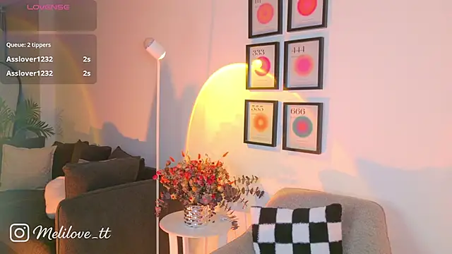 Snapshot of MelyTaylor_ chatting on 25, 4, 2026 MelyTaylor online show from 25, 4, 2026