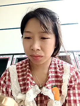 Snapshot of Mayly_lucky2 chatting on 21, 4, 2026 Mayly lucky2 online show from 21, 4, 2026
