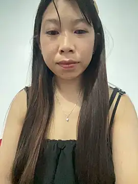 Snapshot of Mayly_lucky2 chatting on 9, 5, 2026 Mayly lucky2 online show from 9, 5, 2026