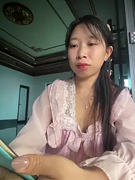 Snapshot of Mayly_lucky2 chatting on 19, 5, 2026 Mayly lucky2 online show from 19, 5, 2026