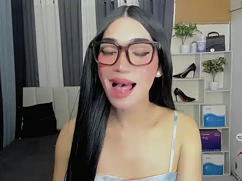 Snapshot of FyangFoxx chatting on 28, 3, 2026 FyangFoxx online show from 28, 3, 2026