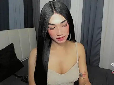 Snapshot of FyangFoxx chatting on 8, 4, 2026 FyangFoxx online show from 8, 4, 2026