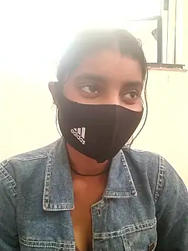 Snapshot of Erotic-Girl chatting on 13, 1, 2026 Erotic-Girl online show from 13, 1, 2026