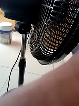 Snapshot of Winterslender chatting on 9, 2, 2026 Winterslender online show from 9, 2, 2026