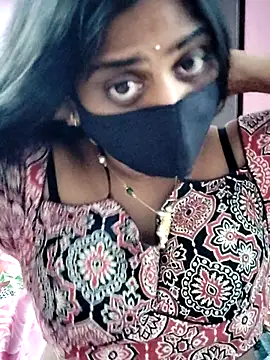 Snapshot of suma_telugu1 chatting on 2, 4, 2026 suma telugu1 online show from 2, 4, 2026