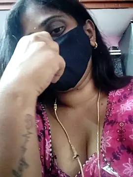 Snapshot of suma_telugu1 chatting on 9, 4, 2026 suma telugu1 online show from 9, 4, 2026