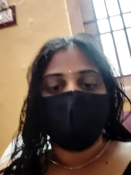 Snapshot of suma_telugu1 chatting on 17, 4, 2026 suma telugu1 online show from 17, 4, 2026