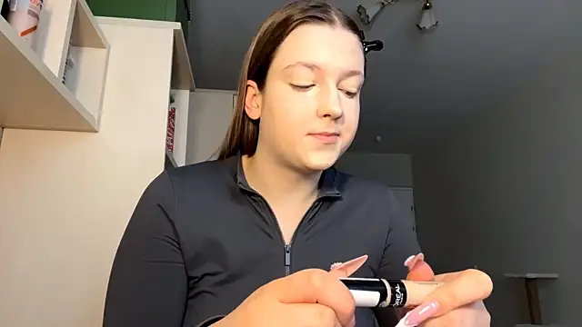 JammieMickiewicz online show from 13, 2, 2026