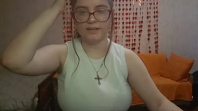 Snapshot of Miyabeee chatting on 12, 4, 2026 Miyabeee online show from 12, 4, 2026