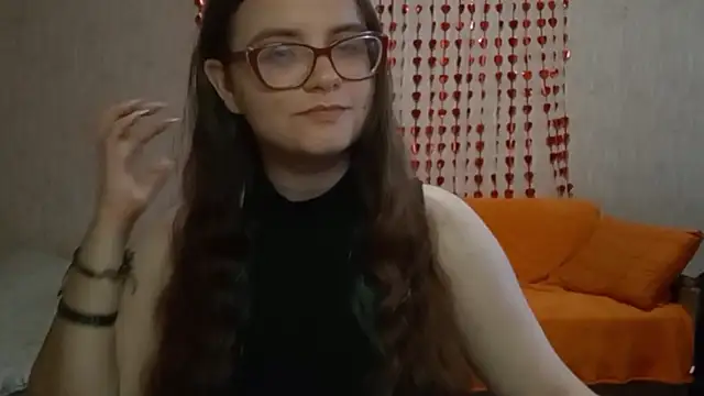 Miyabeee online show from 2, 8, 2026