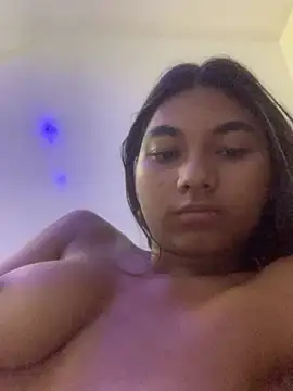 Snapshot of GeorgiandCoi chatting on 10, 4, 2026 GeorgiandCoi online show from 10, 4, 2026