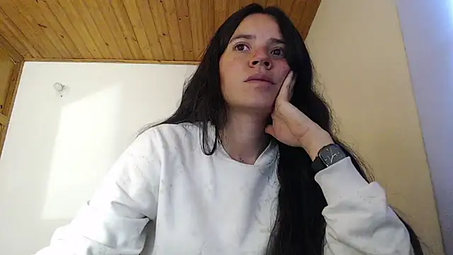Snapshot of Shanel_Lozano chatting on 10, 6, 2026 Shanel Lozano online show from 10, 6, 2026