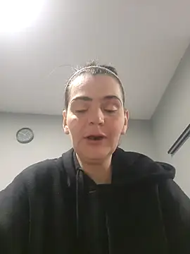 Snapshot of roksa2026 chatting on 28, 4, 2026 roksa2026 online show from 28, 4, 2026