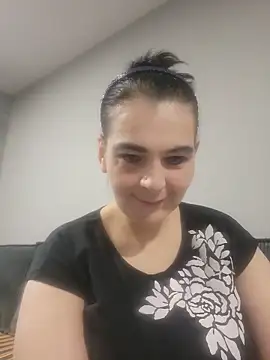 Snapshot of roksa2026 chatting on 13, 5, 2026 roksa2026 online show from 13, 5, 2026