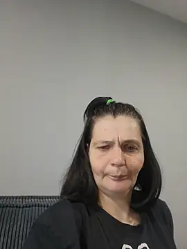 Snapshot of roksa2026 chatting on 17, 5, 2026 roksa2026 online show from 17, 5, 2026
