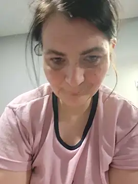 Snapshot of roksa2026 chatting on 26, 5, 2026 roksa2026 online show from 26, 5, 2026