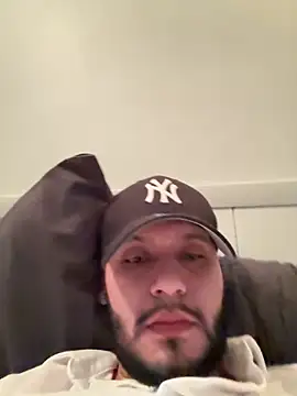 Ser02hot latino online show from 3, 2, 2026