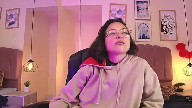 Snapshot of Hanabie_ chatting on 18, 4, 2026 Hanabie online show from 18, 4, 2026