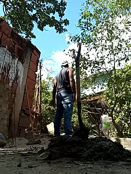 Snapshot of yanshotQQQQ chatting on 9, 1, 2026 yanshotQQQQ online show from 9, 1, 2026