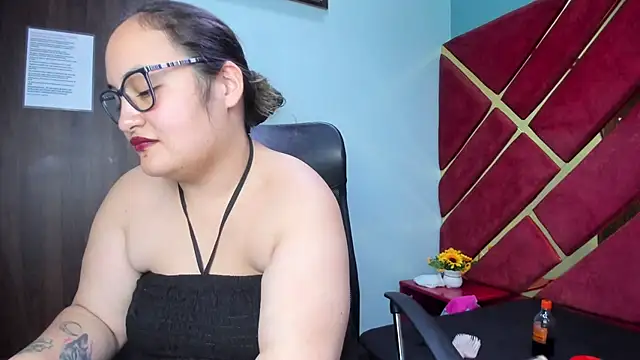 MiaRouss69 online show from 20, 2, 2026