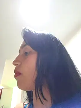 Snapshot of LunaRouuse_ chatting on 19, 3, 2026 LunaRouuse online show from 19, 3, 2026