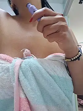 Snapshot of LunaRouuse_ chatting on 20, 3, 2026 LunaRouuse online show from 20, 3, 2026