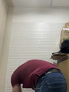 Baphomet212341 online show from 3, 2, 2026